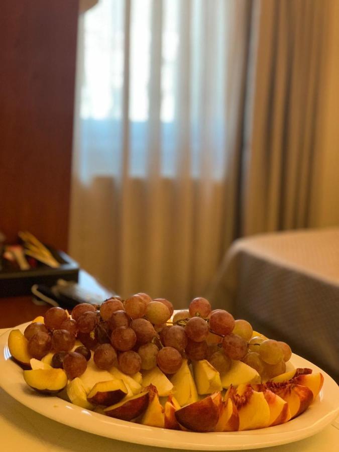 Gold City Hotel 伯萨 外观 照片