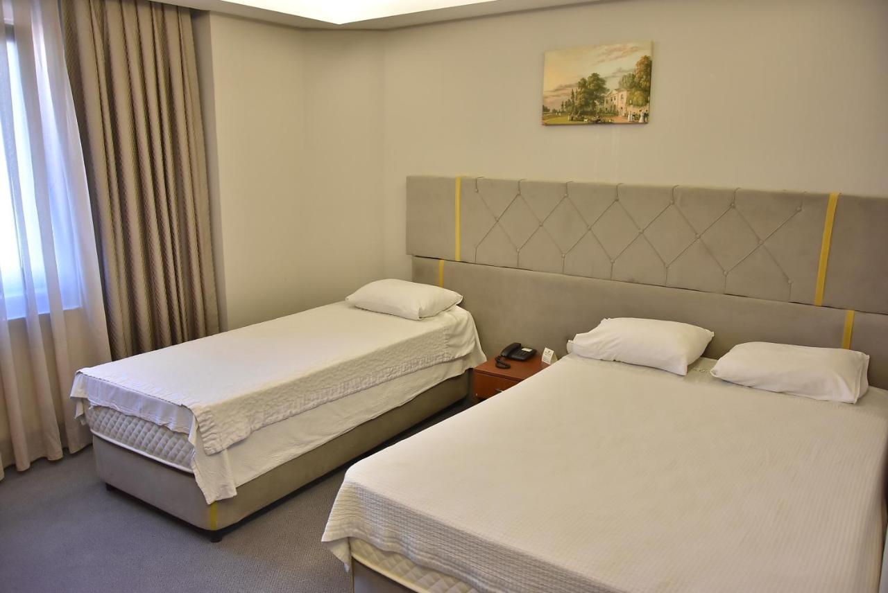 Gold City Hotel 伯萨 外观 照片