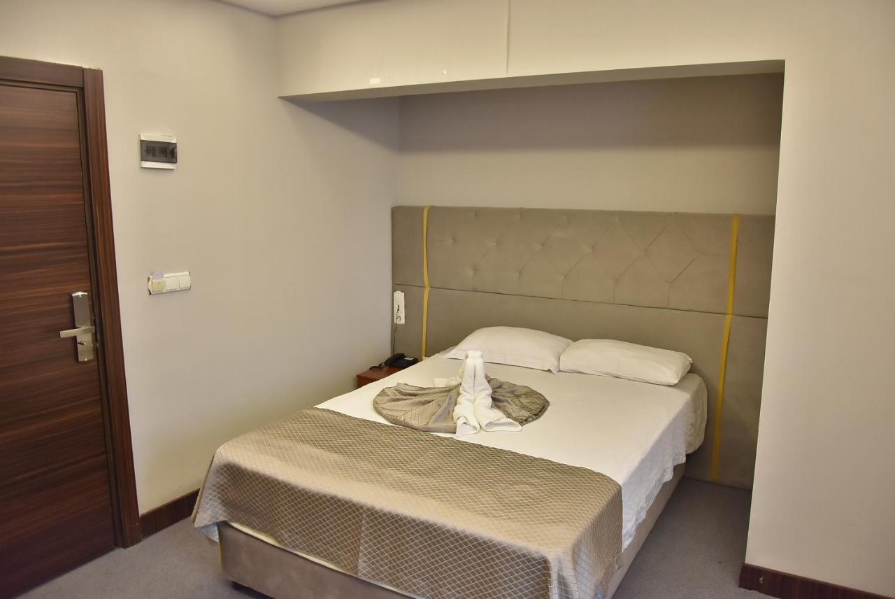 Gold City Hotel 伯萨 外观 照片